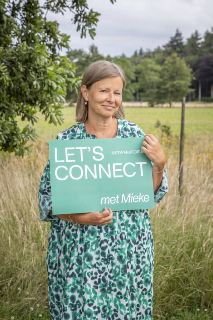 LET'S CONNECT - Mieke Windels